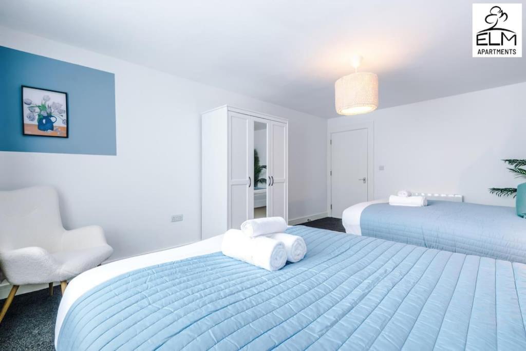 Luxurious 1-bedroom Apartment, Sleeps 4, Free Parking * Manchester